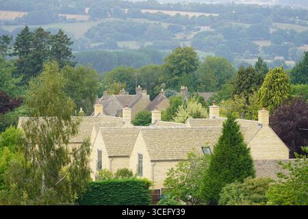 A Stroll Through Bourton-on-the-Water: the Cotswolds’ Timeless Charm